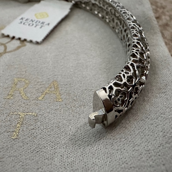 Kendra Scott Abbie Bangle Bracelet in Vintage Silver, Size M/L - Picture 12 of 16